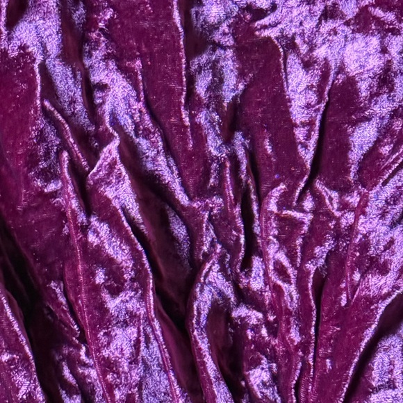 Crushed velvet top - Picture 3 of 7